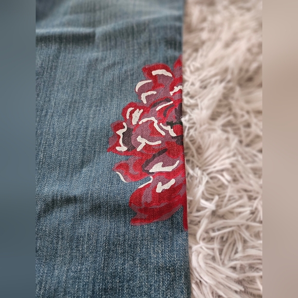 VINTAGE I.N.C. Floral Painted Jeans Blue Multi-color Flowers Wide Leg Womens 8 - Picture 3 of 11